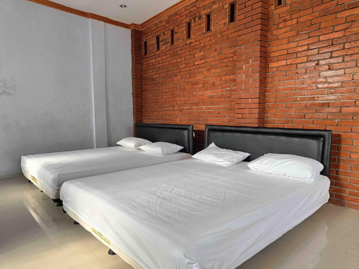 Jogo Segoro Homestay Mitra Reddoorz Near Pantai Sundak Gunungkidul Ngandong 외부 사진